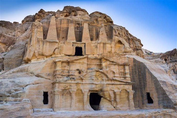 Heritage tour to Petra, Wadi Rum, and…